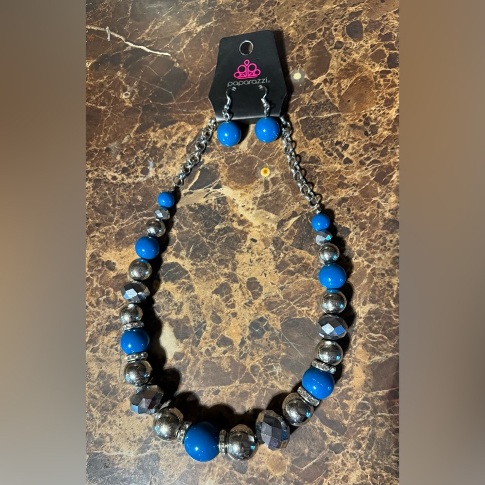 Teal and Silver necklace/earring set